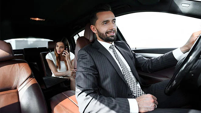 ليموزين المطار